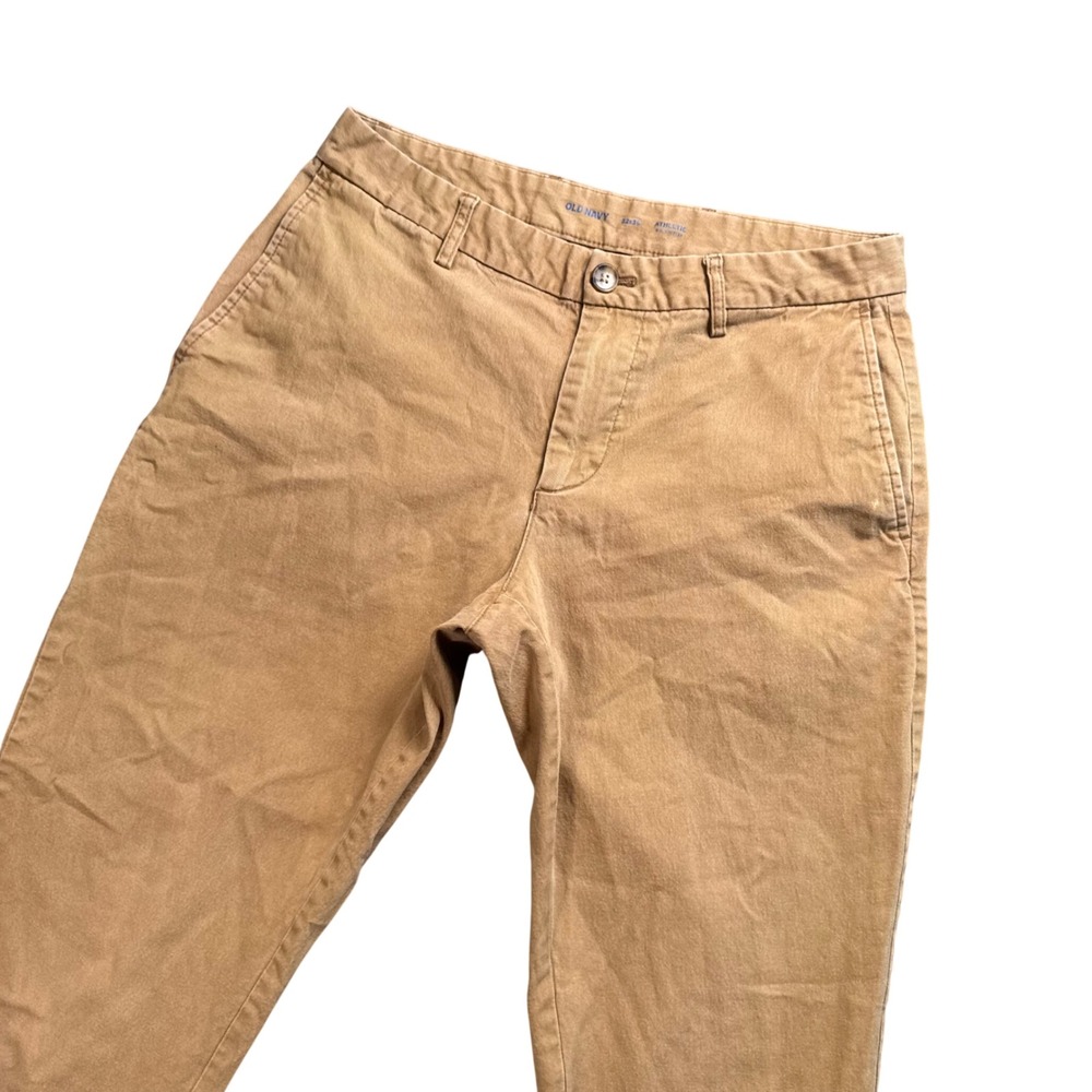 Old Navy 32x33.5 Athletic Built-In Flex‎ Khaki Chino Pants